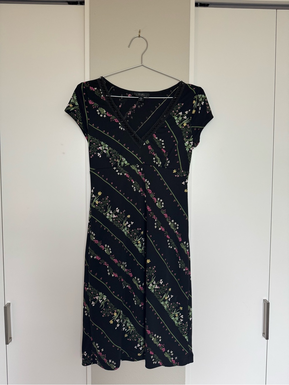 Vintage BCBG Black Floral V-Neck Midi Dress
